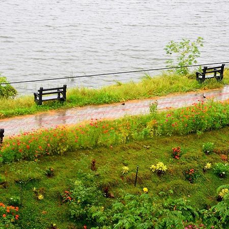 Lake City Resort Анурадхапура Екстериор снимка